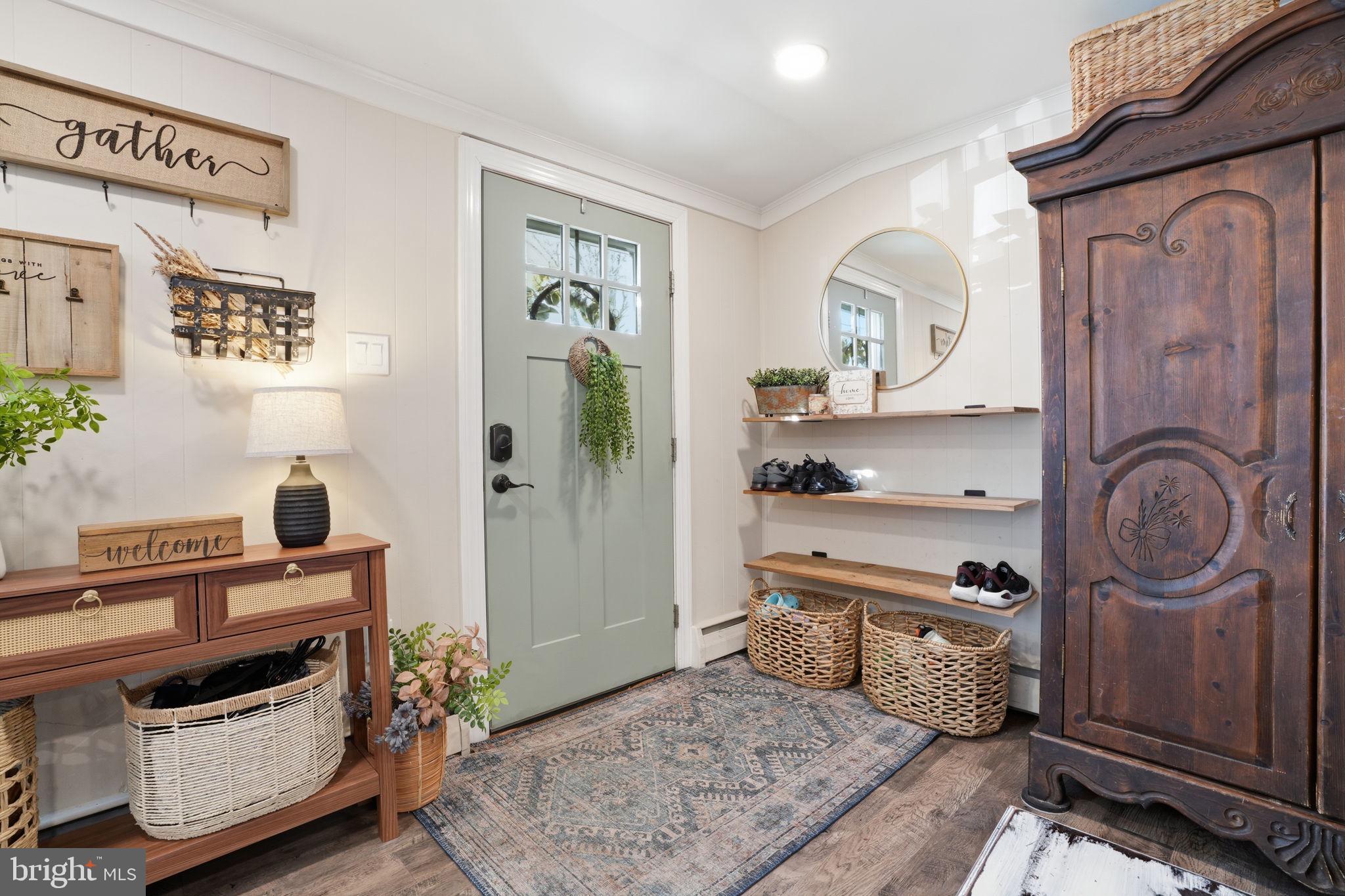 TWIN OAKS - Residential