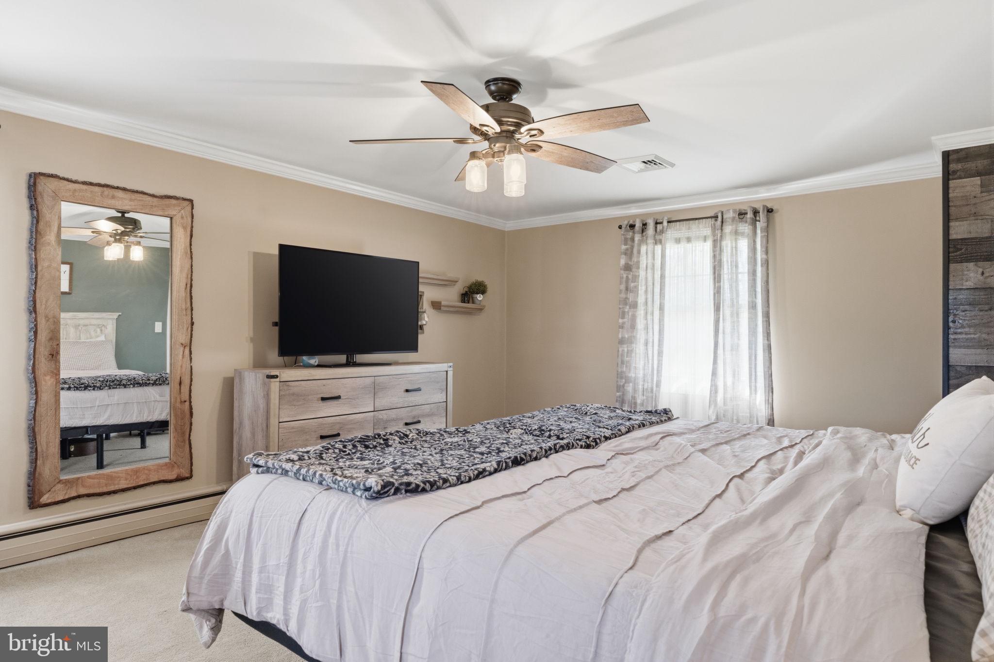 TWIN OAKS - Residential