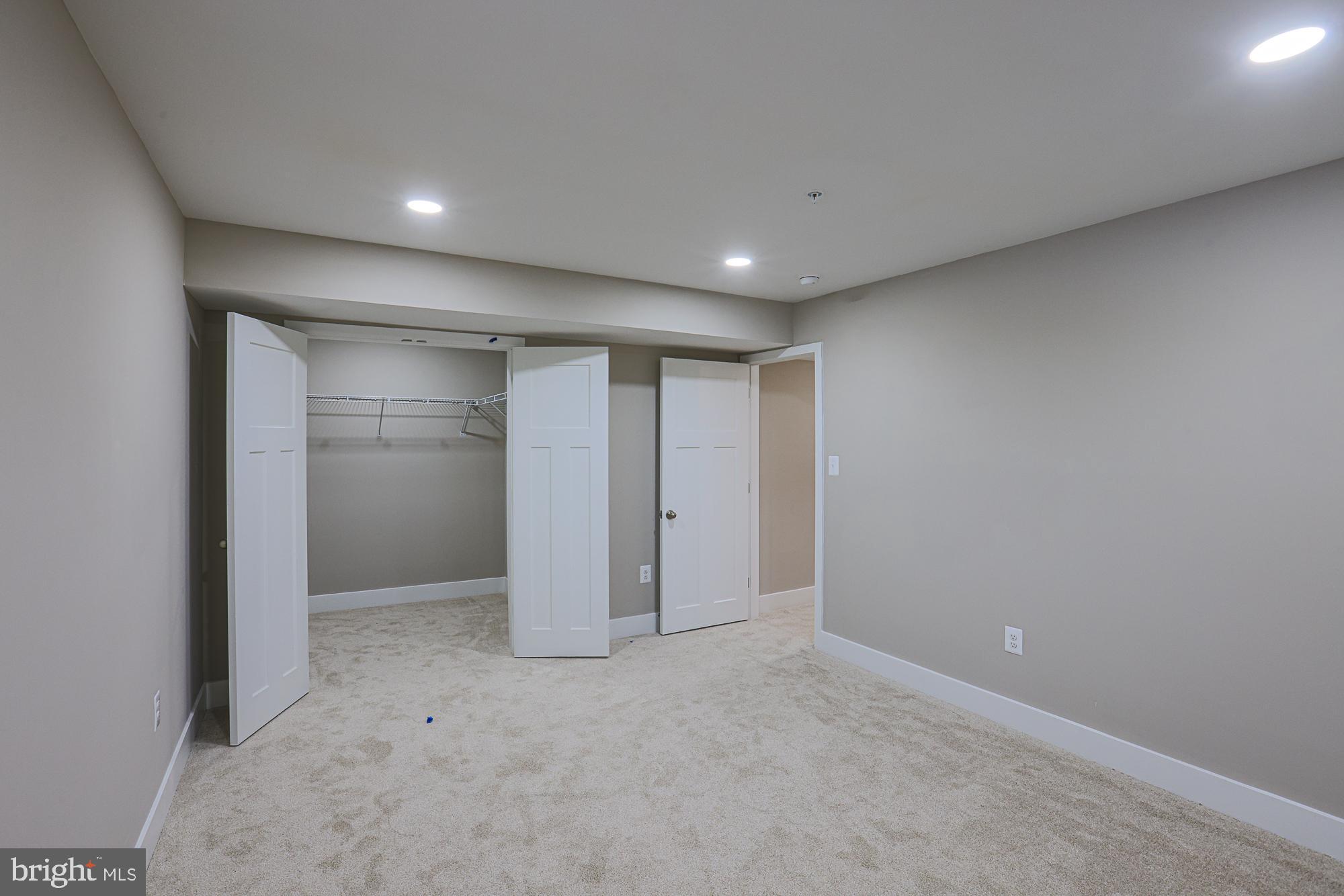 PARKTON - Residential