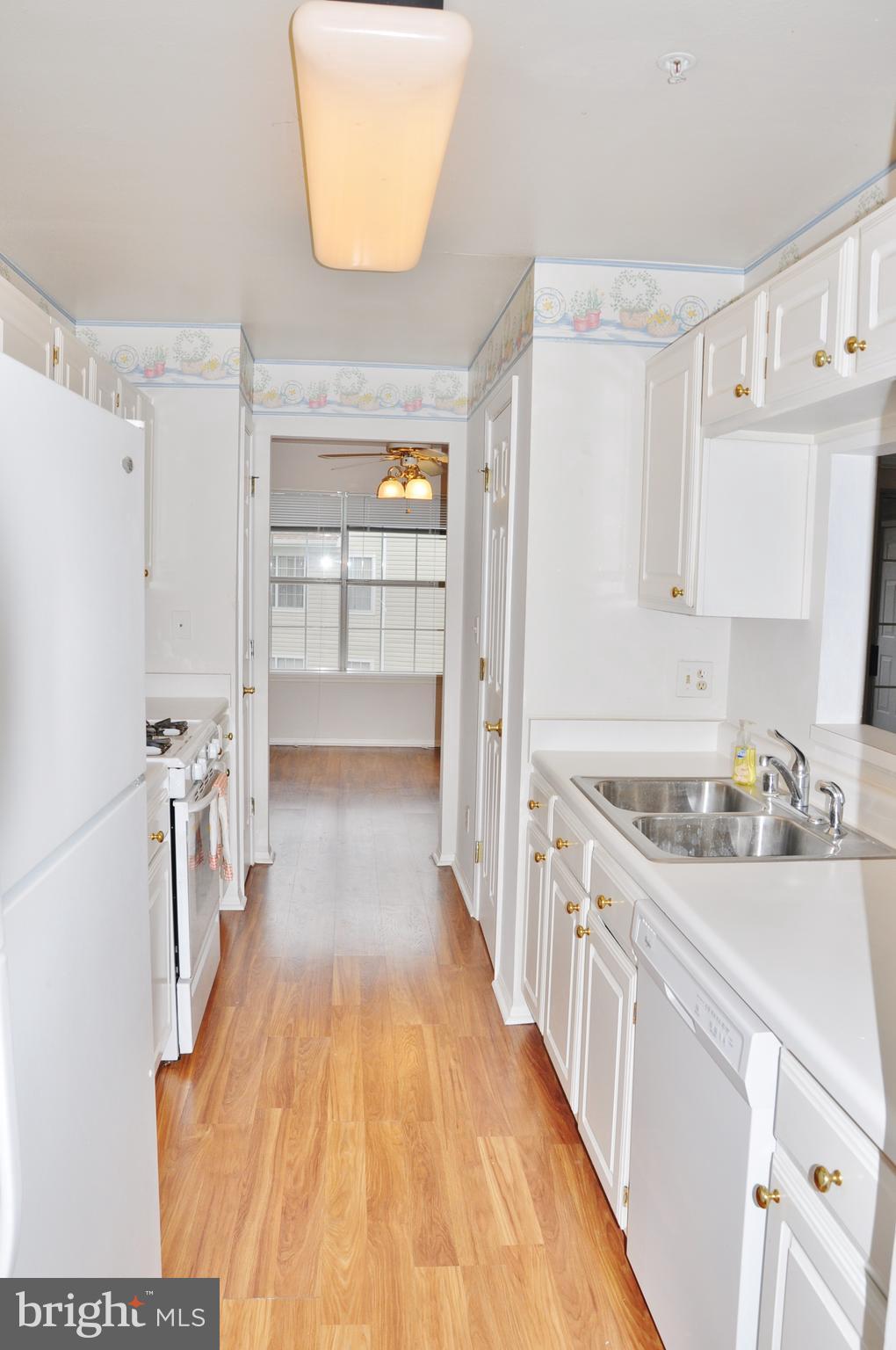 ENGLISH COUNTRY MANOR - Residential