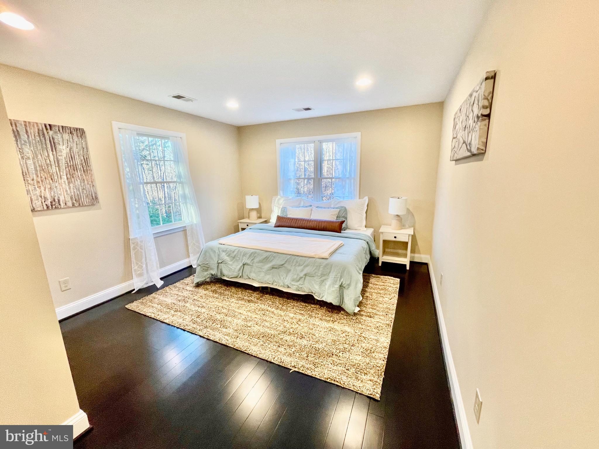 RETREAT FARM - Residential