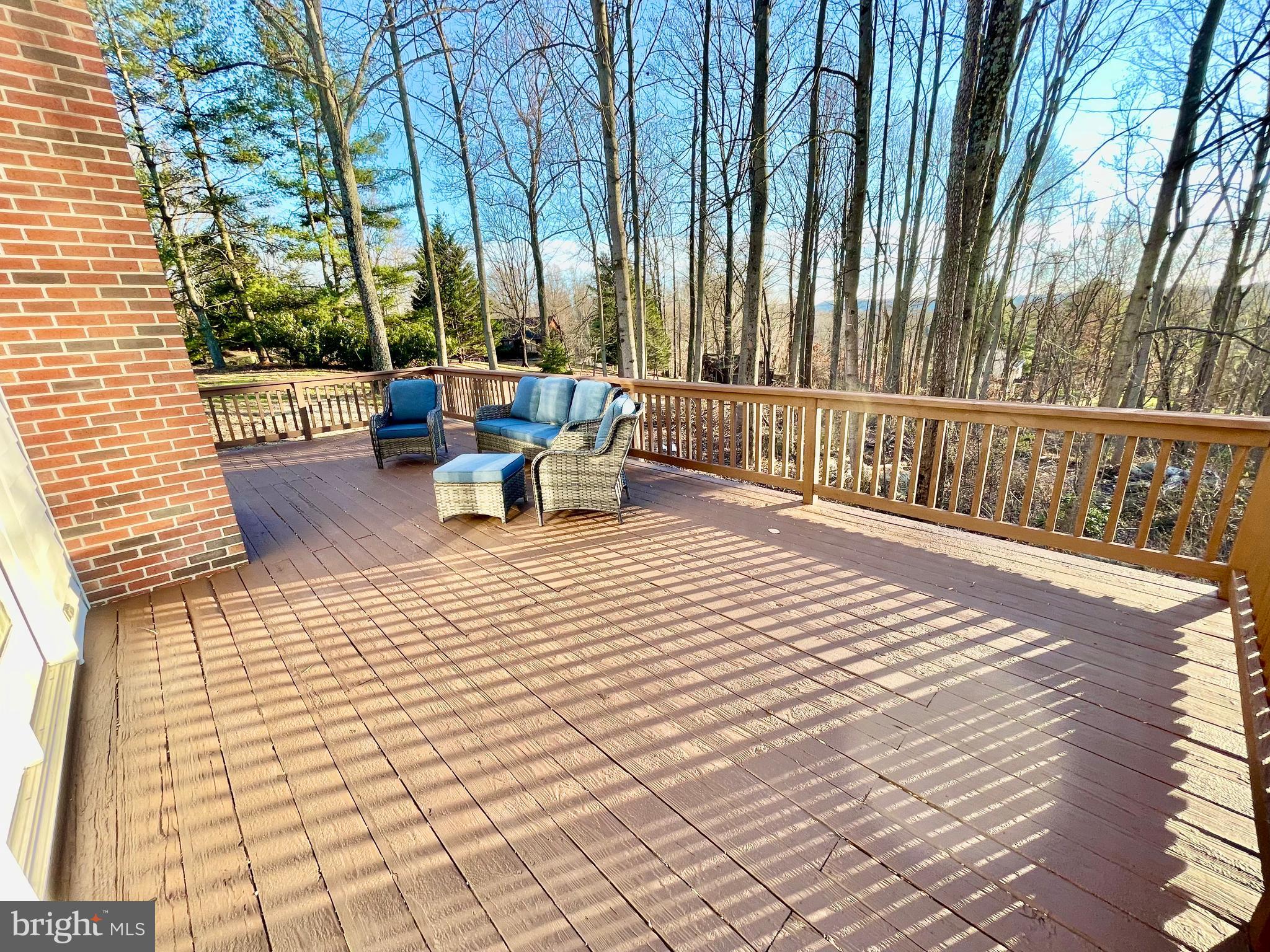 RETREAT FARM - Residential