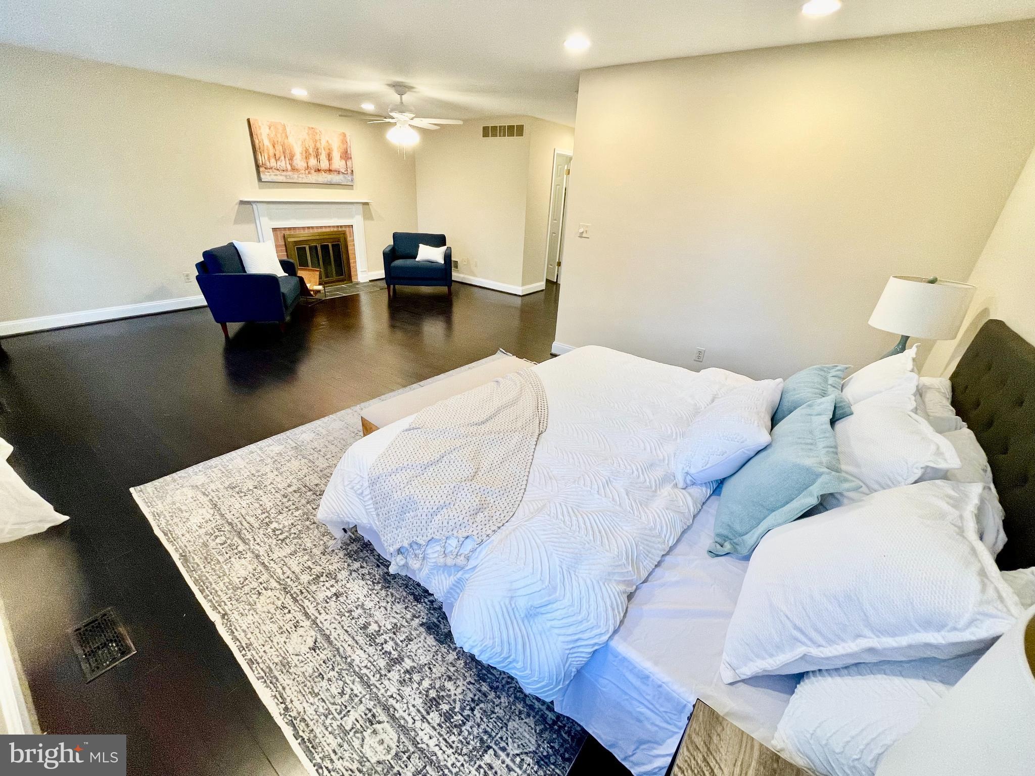 RETREAT FARM - Residential