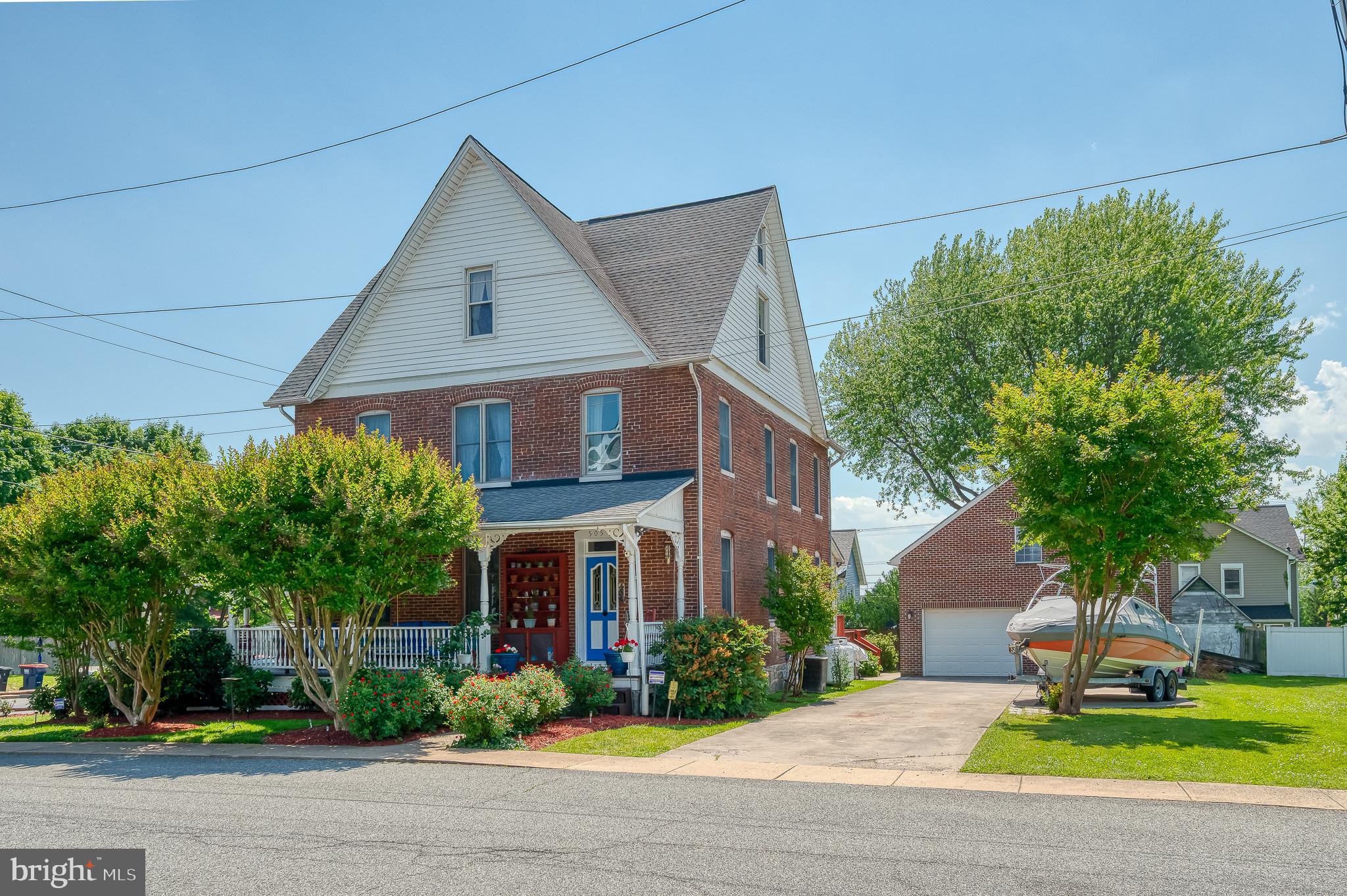 PERRYVILLE - Residential