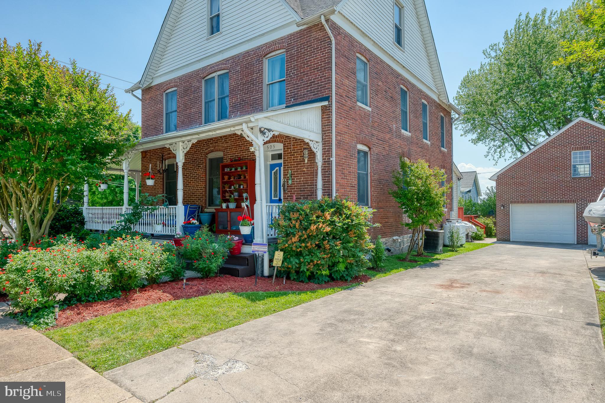 PERRYVILLE - Residential