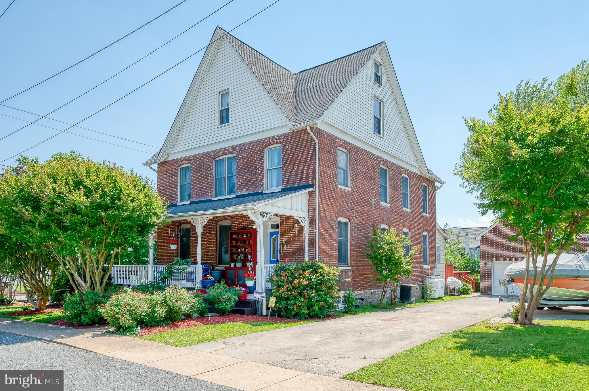 PERRYVILLE - Residential