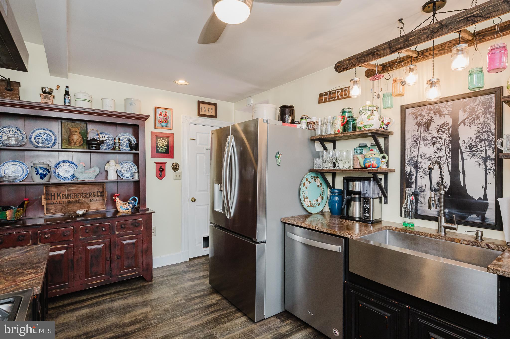PERRYVILLE - Residential
