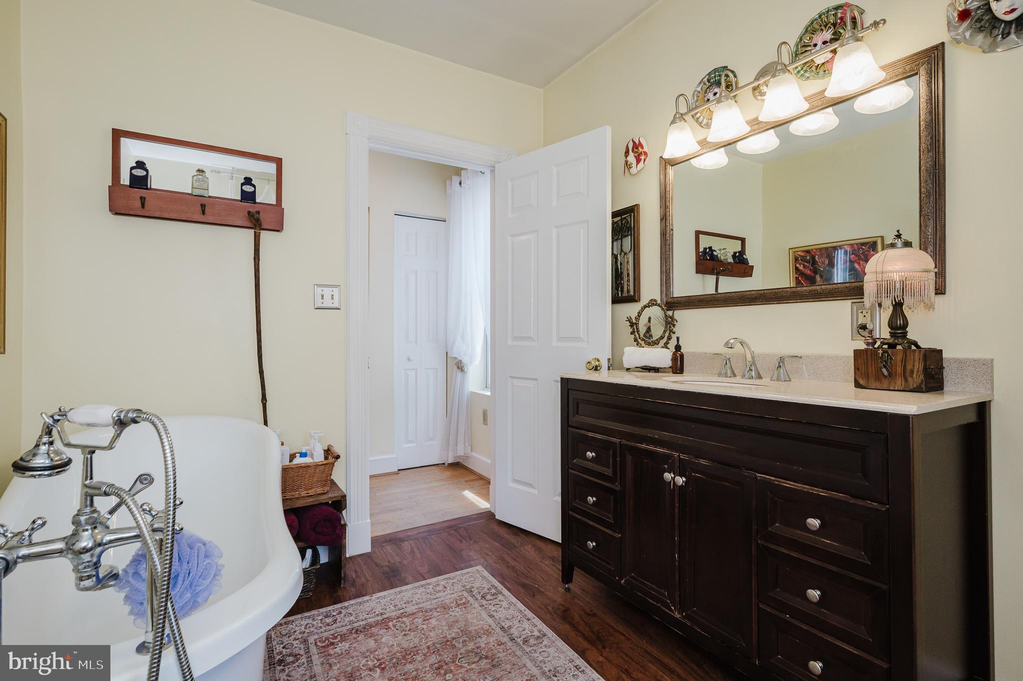 PERRYVILLE - Residential