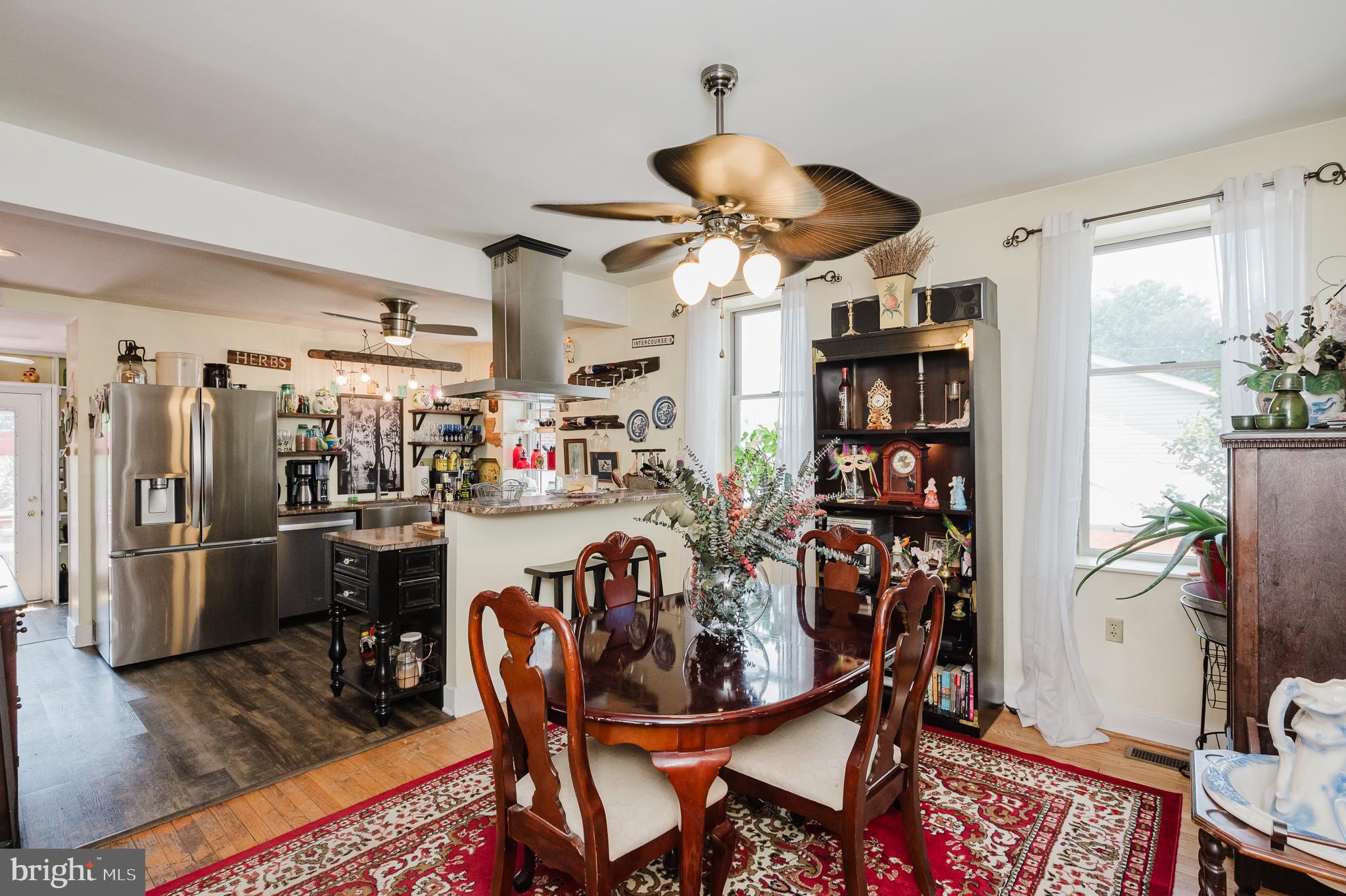 PERRYVILLE - Residential