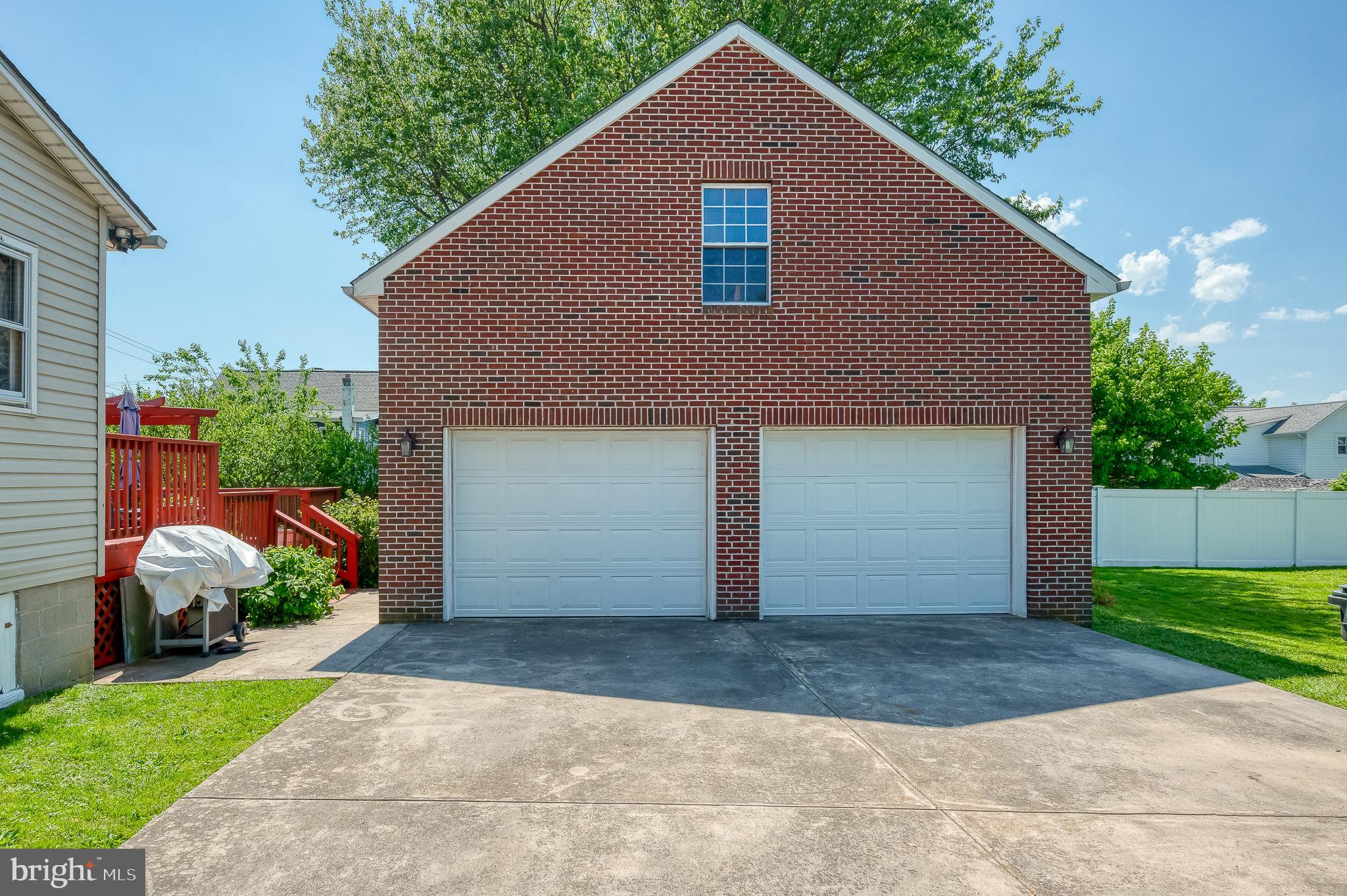 PERRYVILLE - Residential