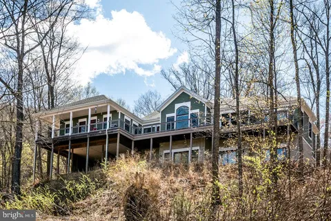 9586 Brunk Spring Lane, Broadway, VA MLS: VARO2002246