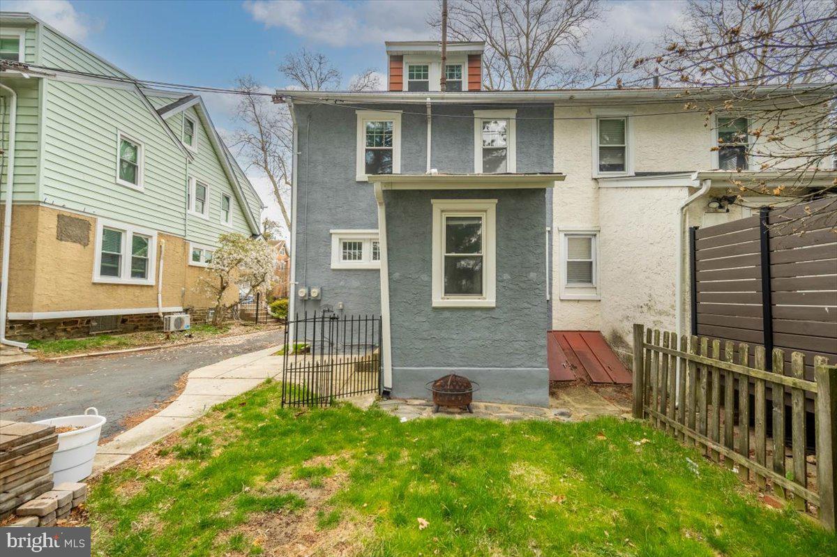 LLANERCH - Residential