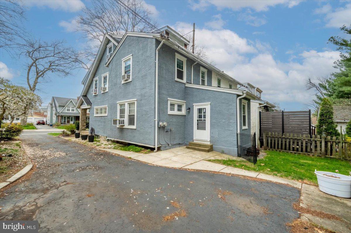 LLANERCH - Residential