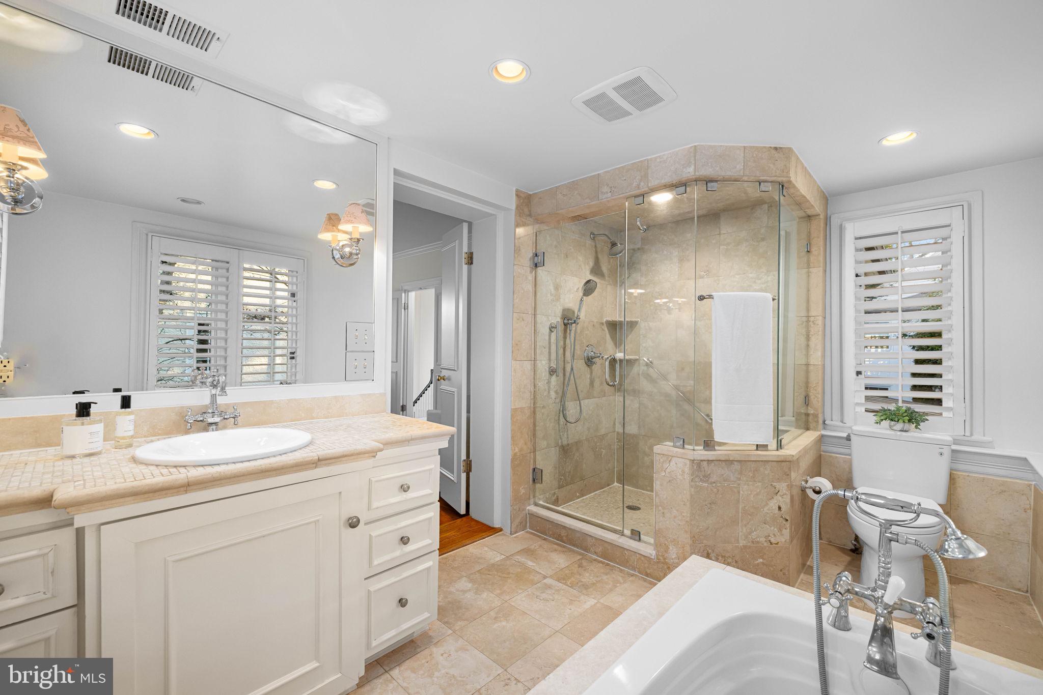 WESLEY HEIGHTS - Residential