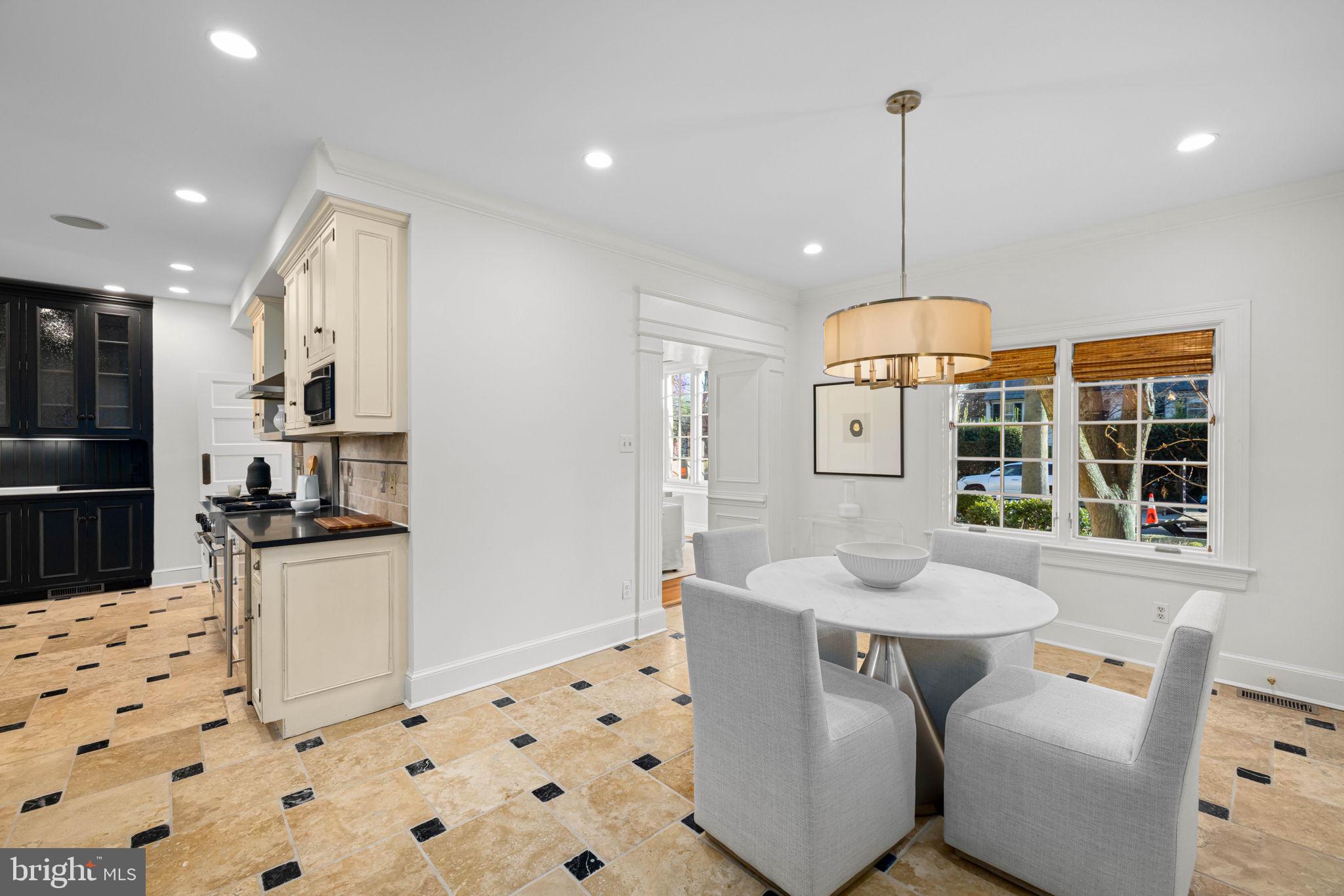 WESLEY HEIGHTS - Residential