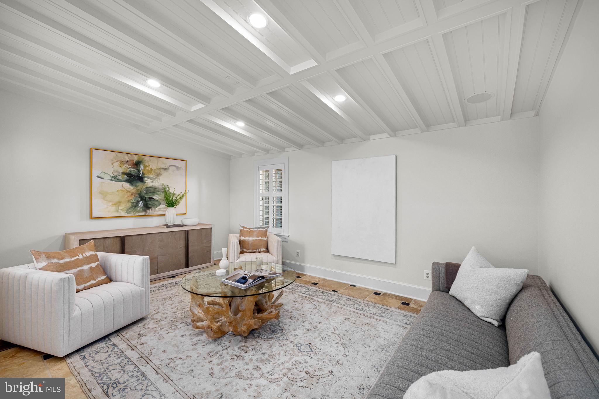 WESLEY HEIGHTS - Residential