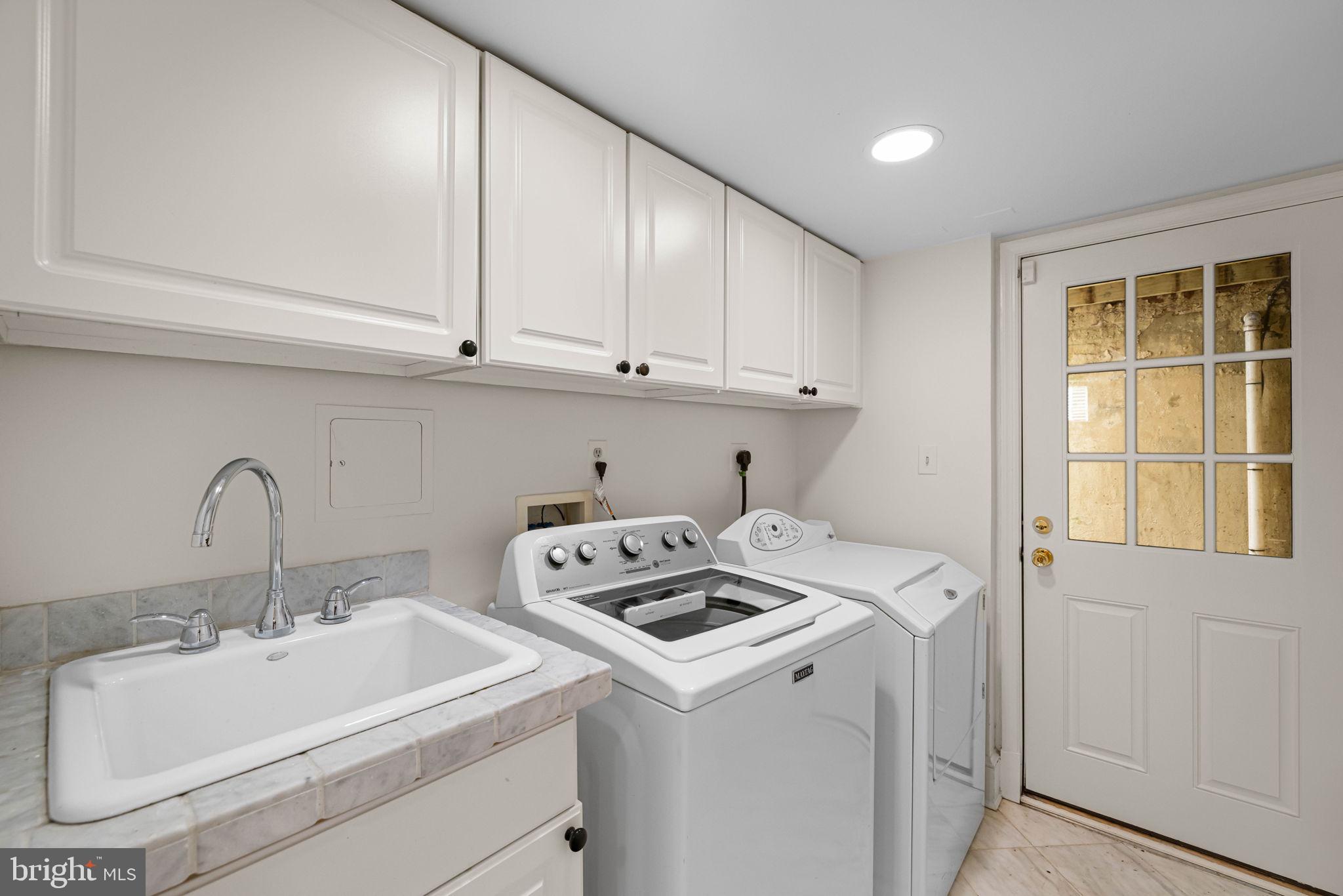 WESLEY HEIGHTS - Residential