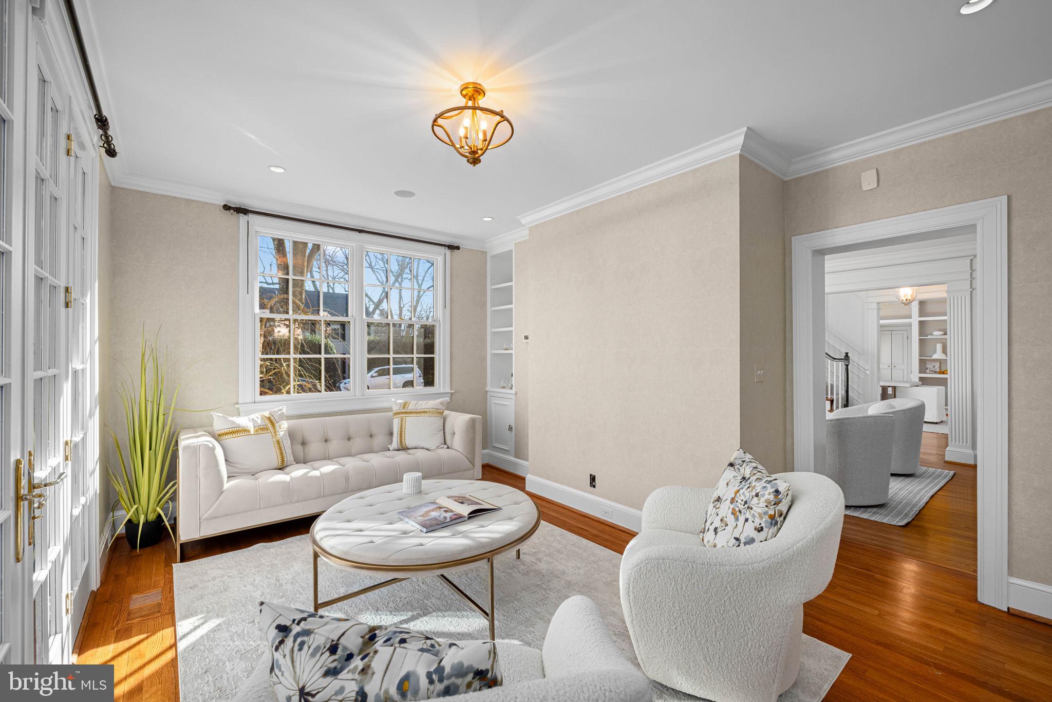 WESLEY HEIGHTS - Residential