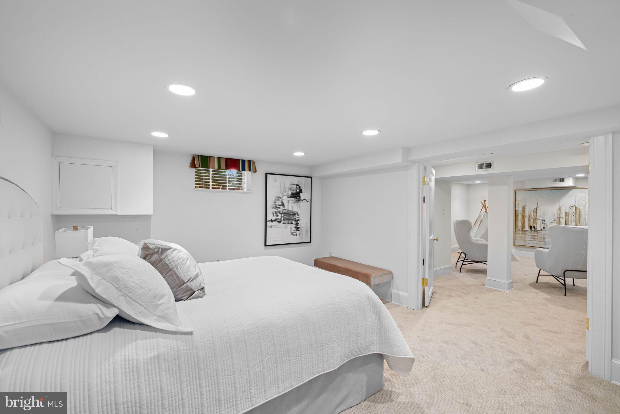WESLEY HEIGHTS - Residential