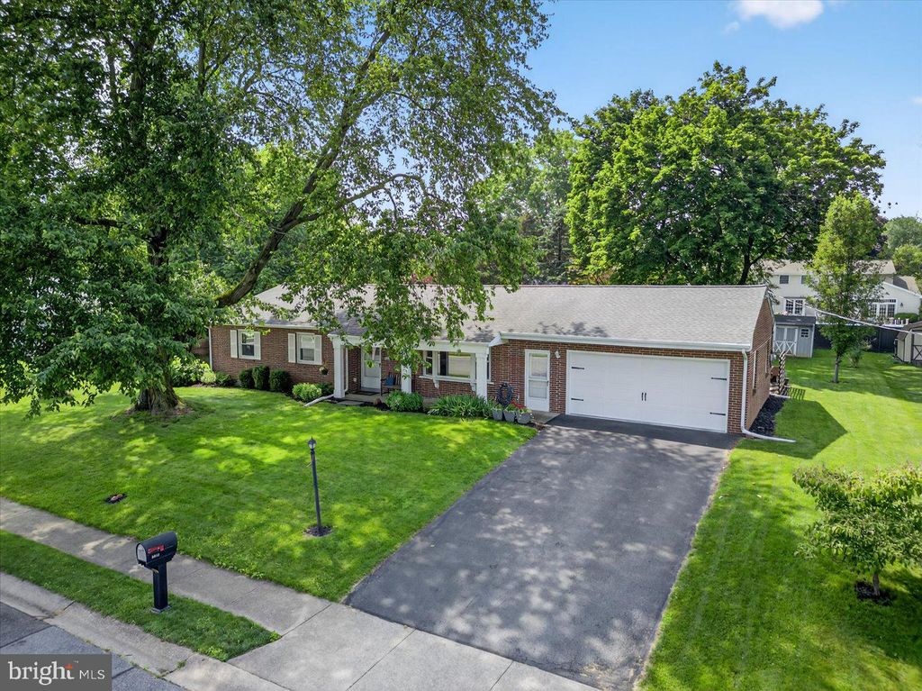 Photo of 5032 Martin Drive, EAST PETERSBURG, PA 17520 (MLS # PALA2071346)