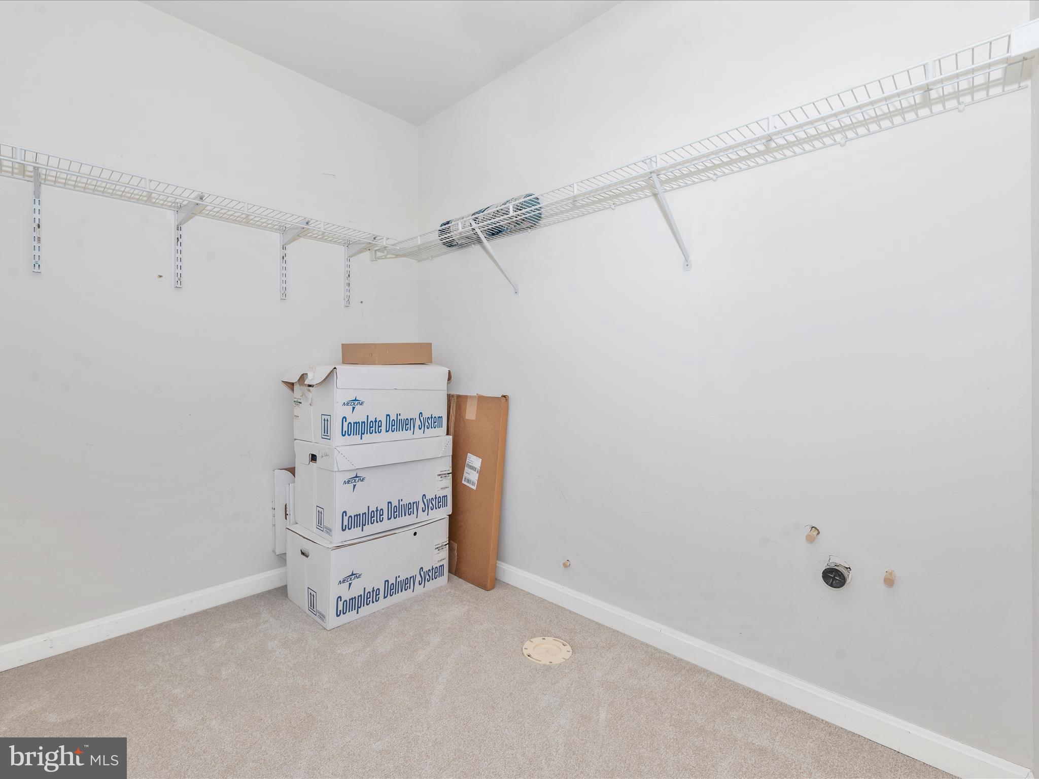 HELLIESEN - Residential