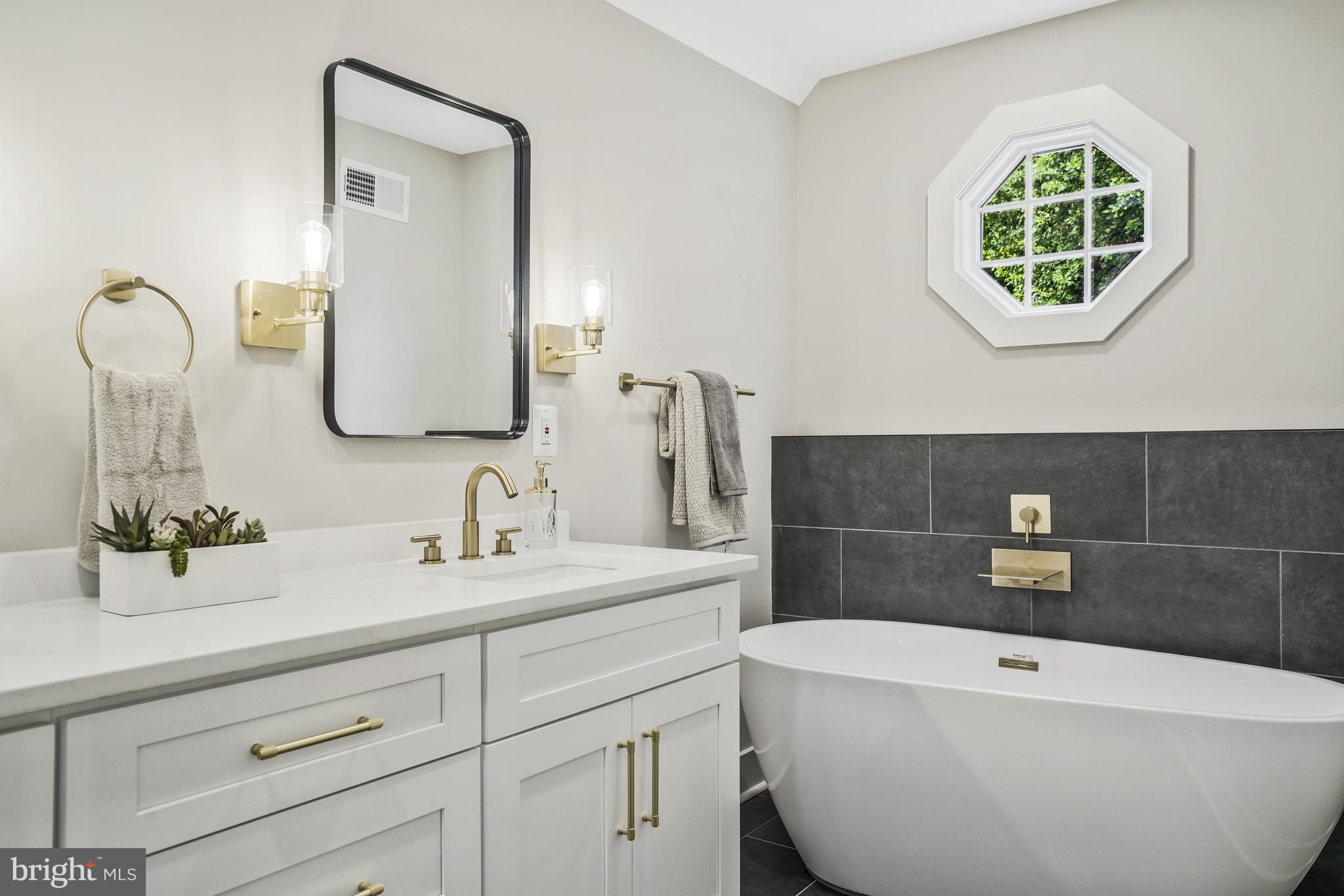 CHAPEL HILL - Residential