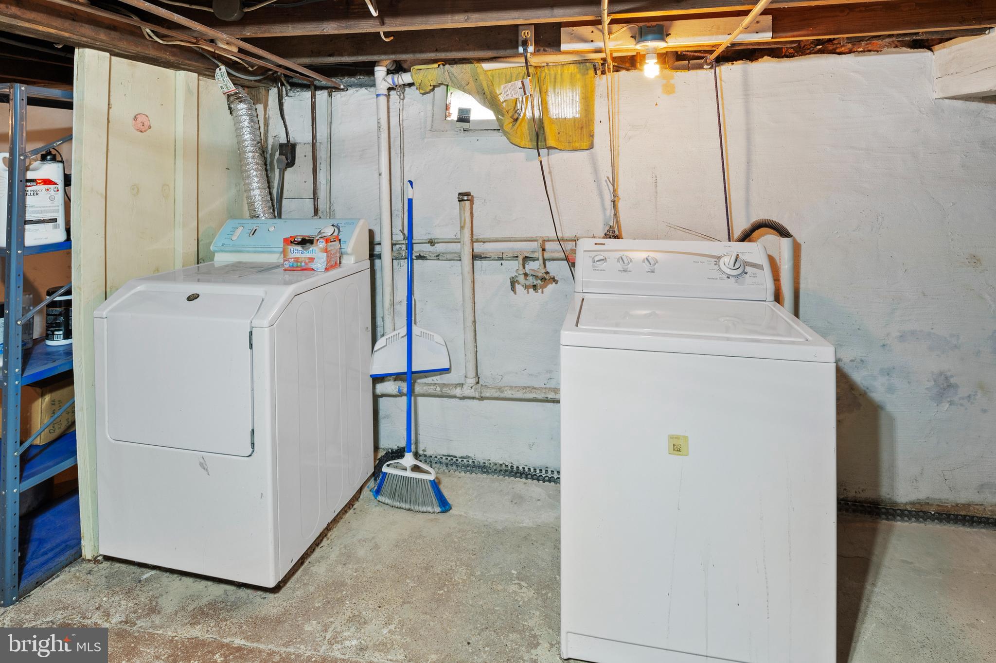 HILLSIDE - Residential