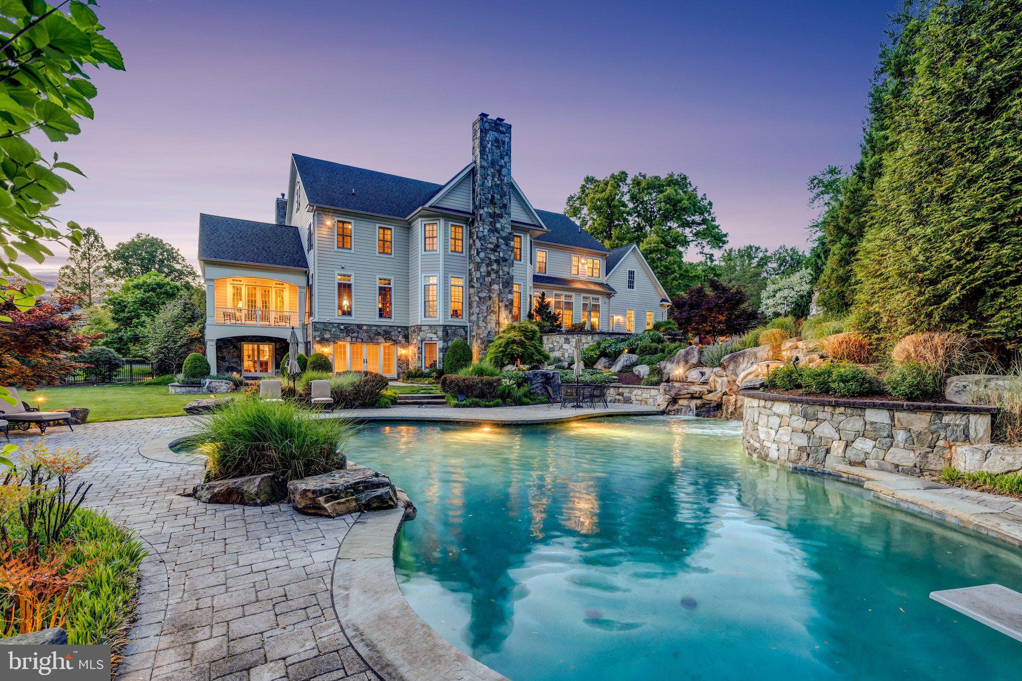 PARKVIEW HILLS - Residential