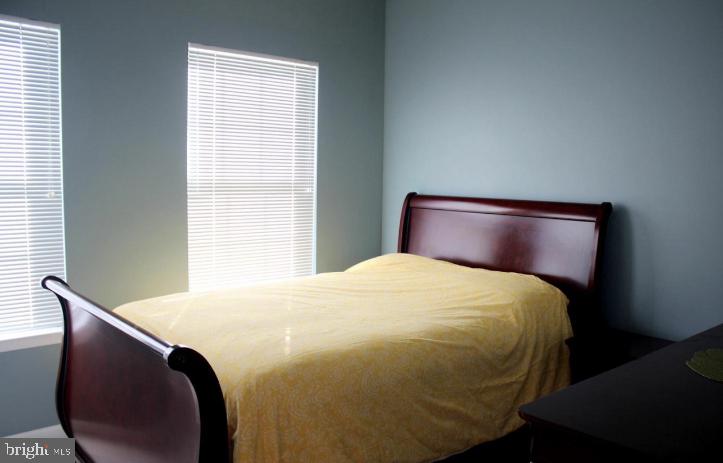 BUCKLEYS RESERVE - Residential Lease