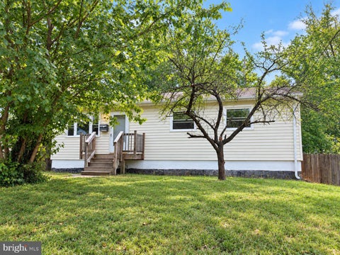 Photo of 1461 California Street, WOODBRIDGE, VA 22191 (MLS # VAPW2131474)