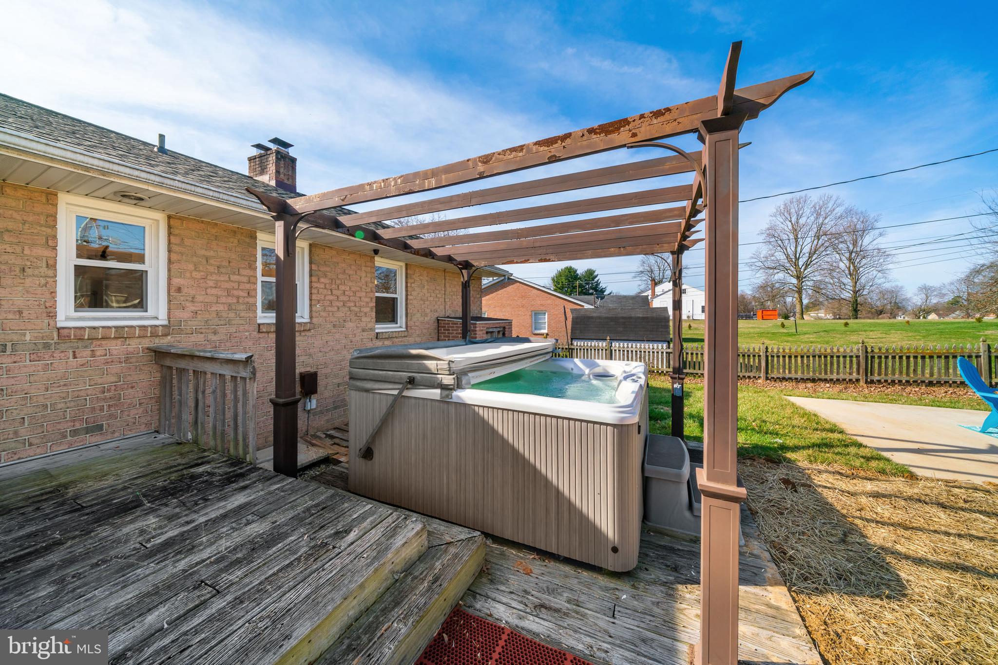 VAN LEAR MANOR - Residential