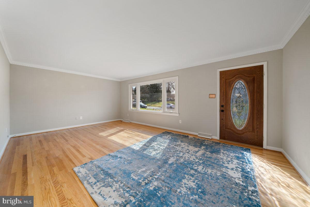 VAN LEAR MANOR - Residential