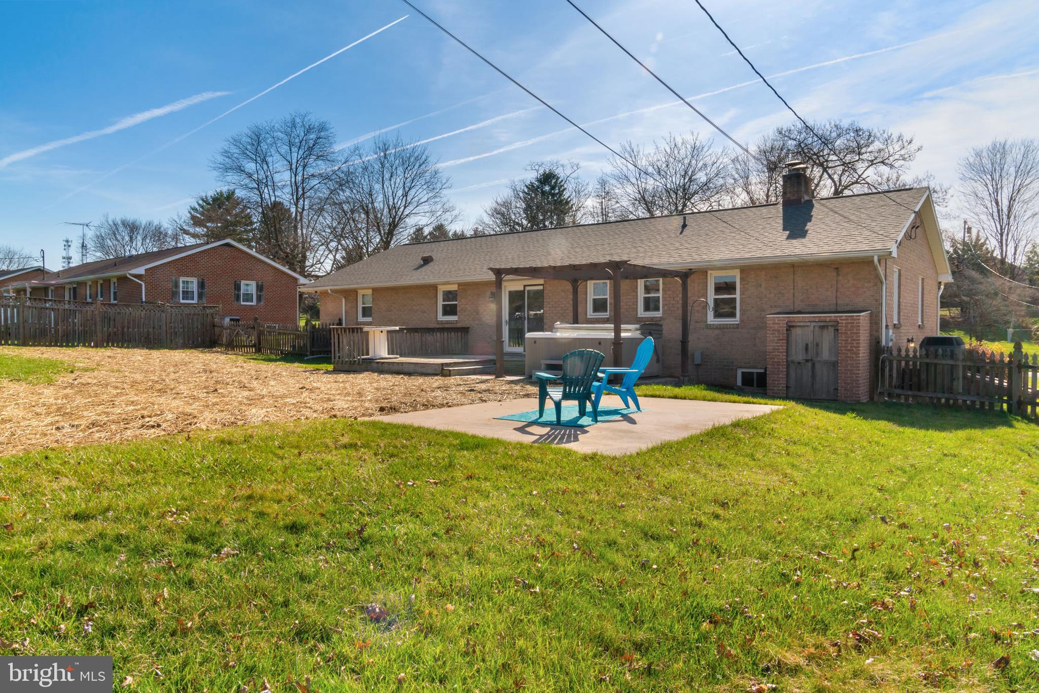 VAN LEAR MANOR - Residential