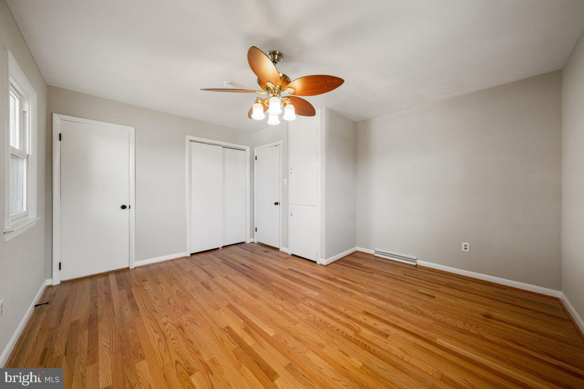 VAN LEAR MANOR - Residential