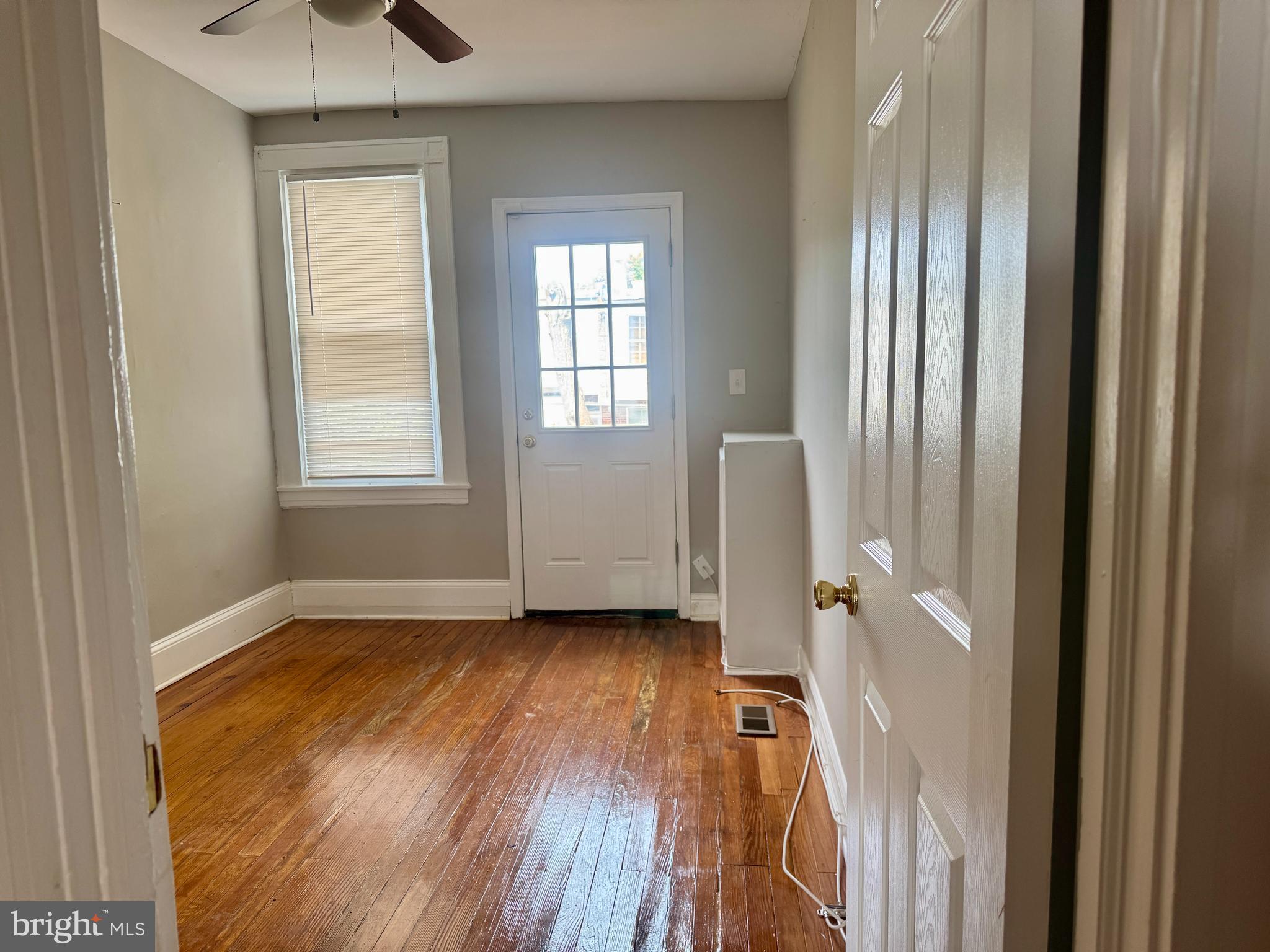 WAVERLY - Residential Lease