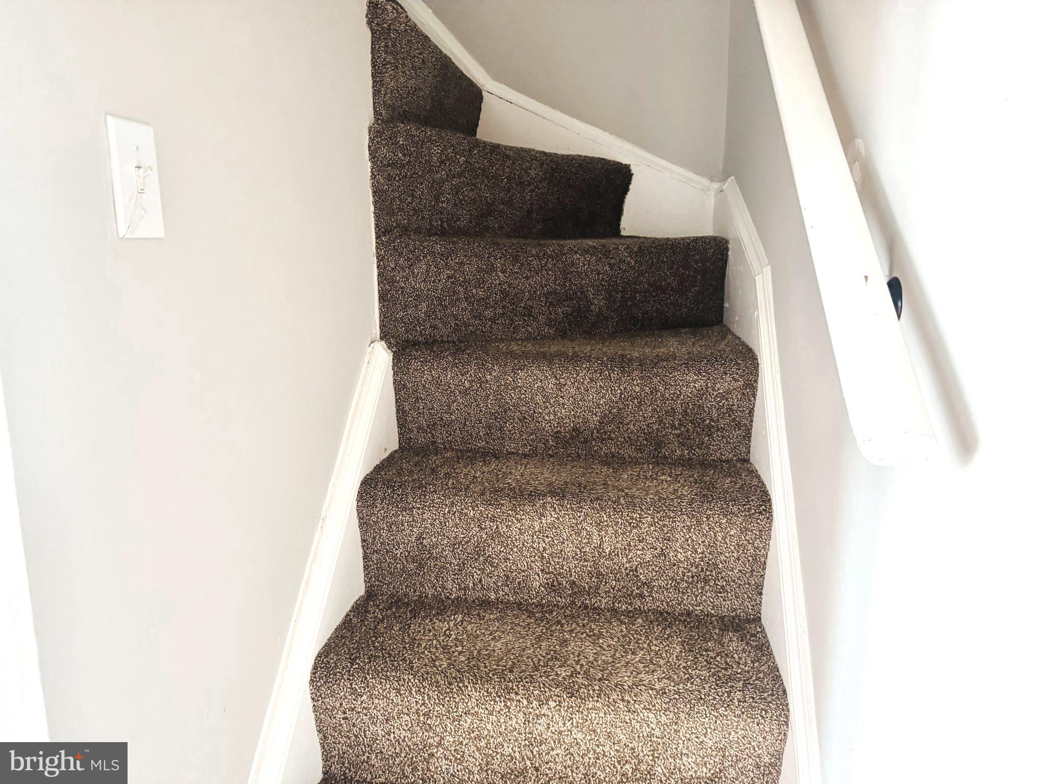 WAVERLY - Residential Lease