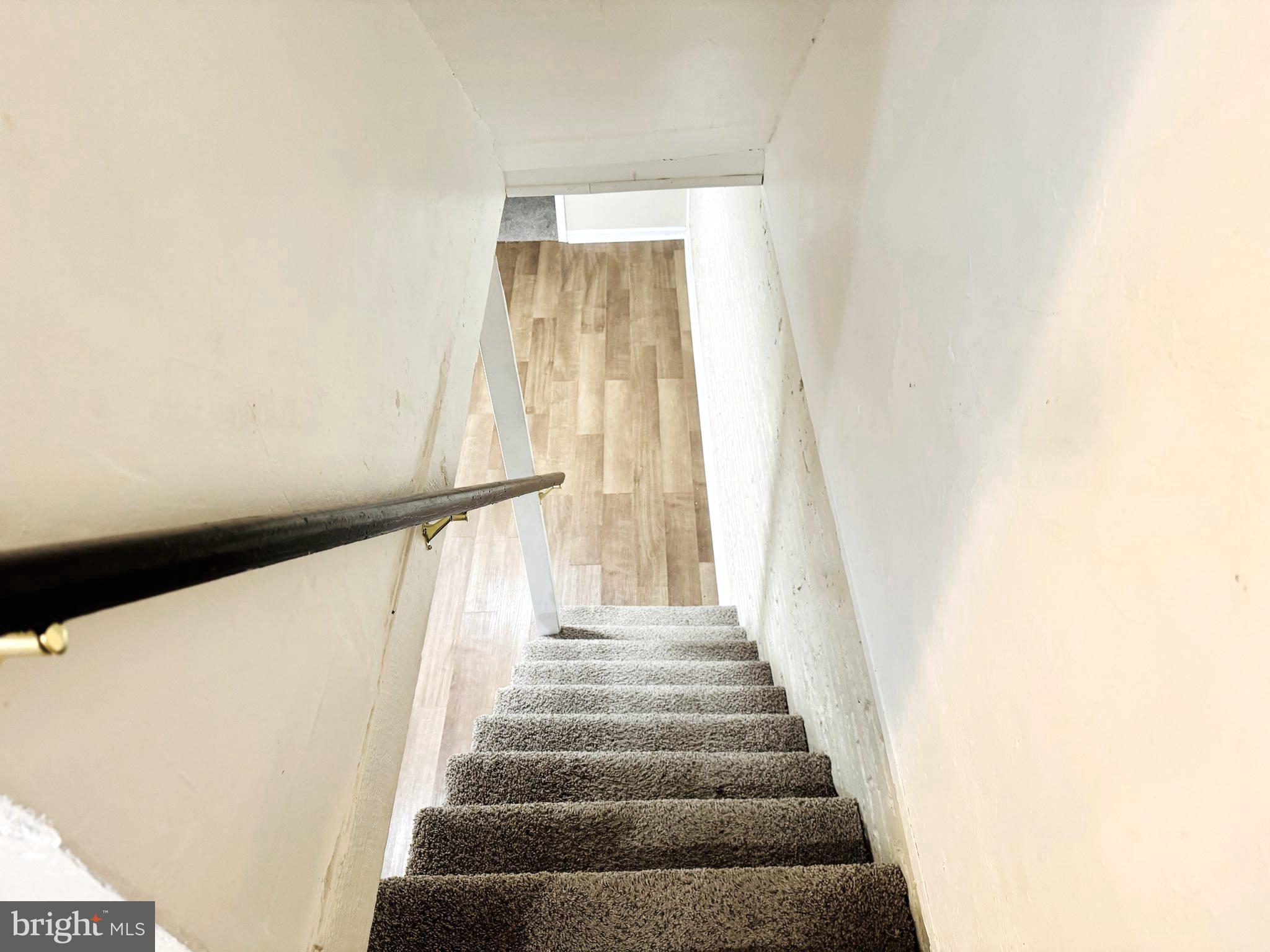 WAVERLY - Residential Lease