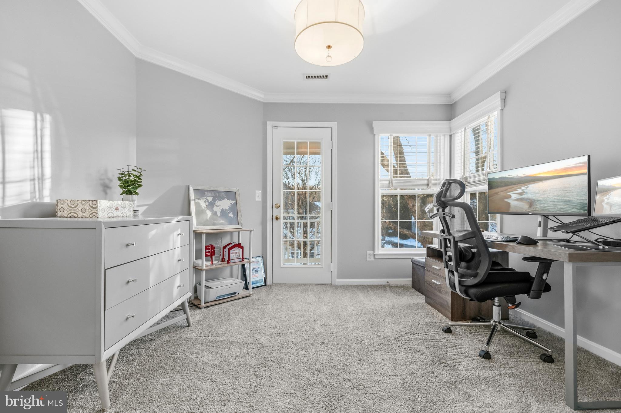 THE BOLTONS - Residential