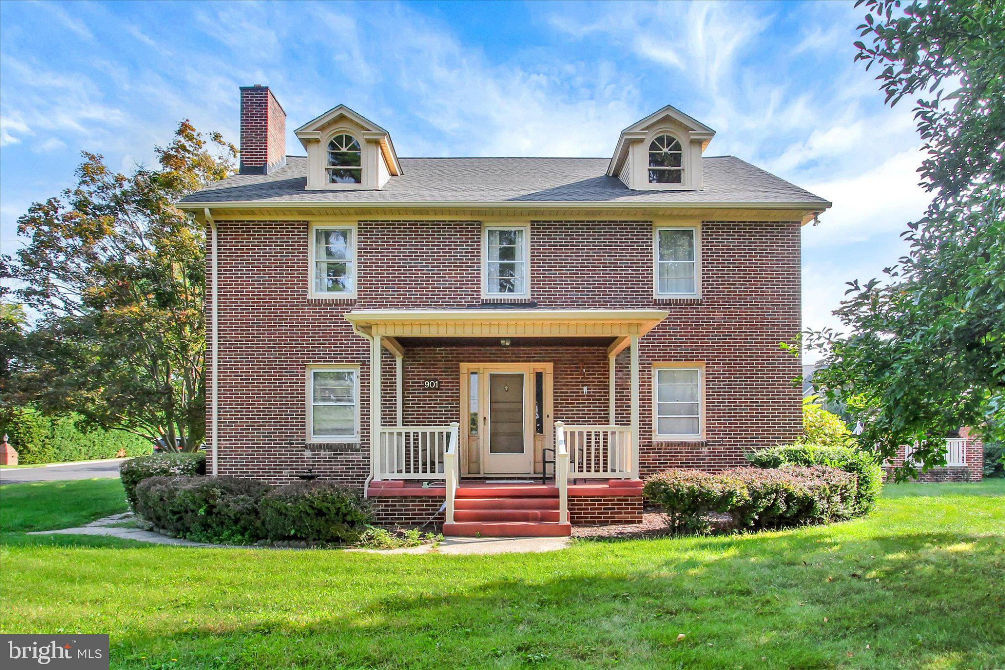 901 E MAIN STREET