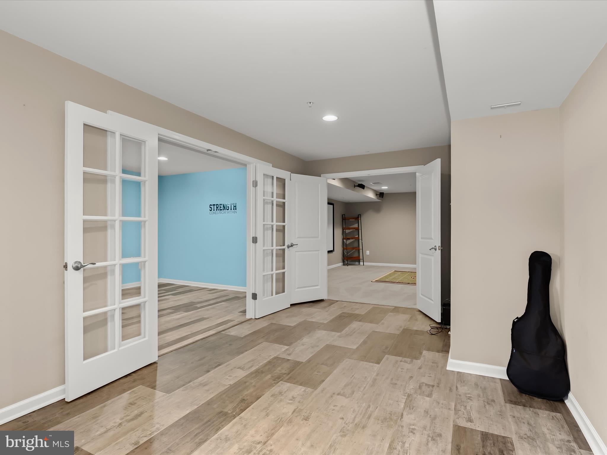 WINDLASS OVERLOOK - Residential Lease