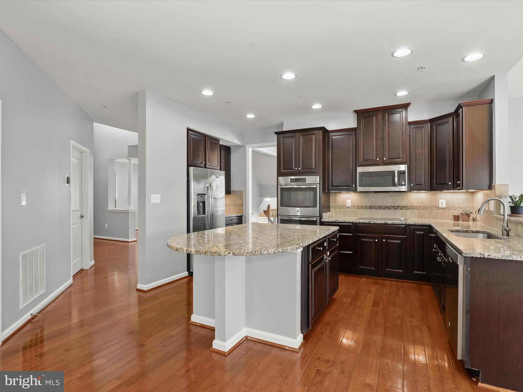 WINDLASS OVERLOOK - Residential Lease