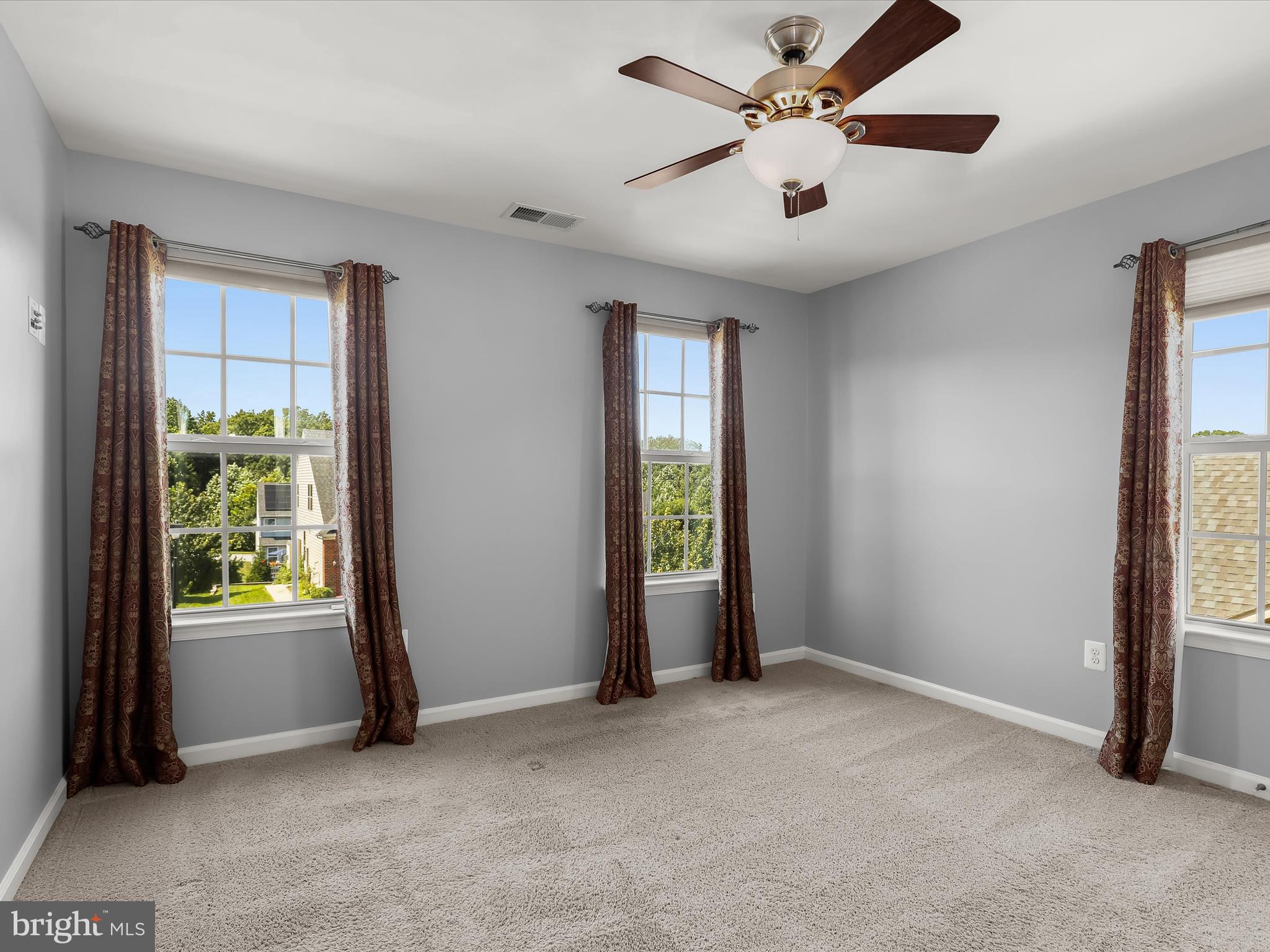 WINDLASS OVERLOOK - Residential Lease