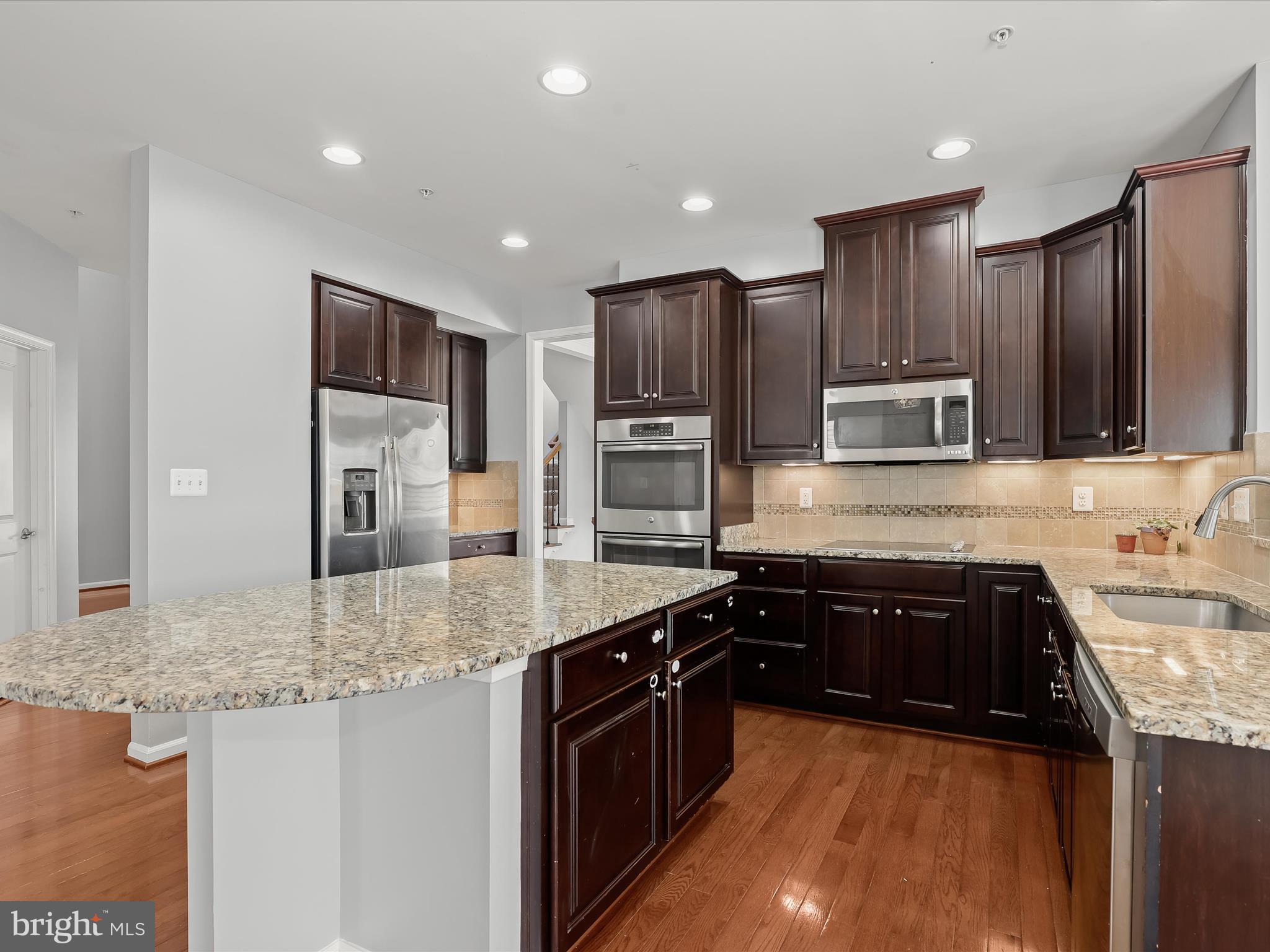 WINDLASS OVERLOOK - Residential Lease