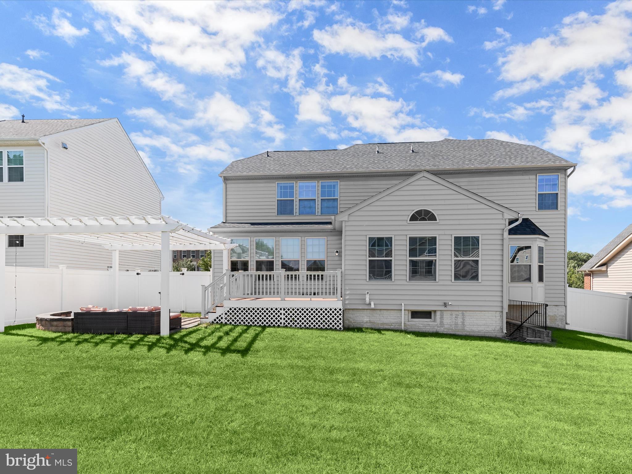 WINDLASS OVERLOOK - Residential Lease