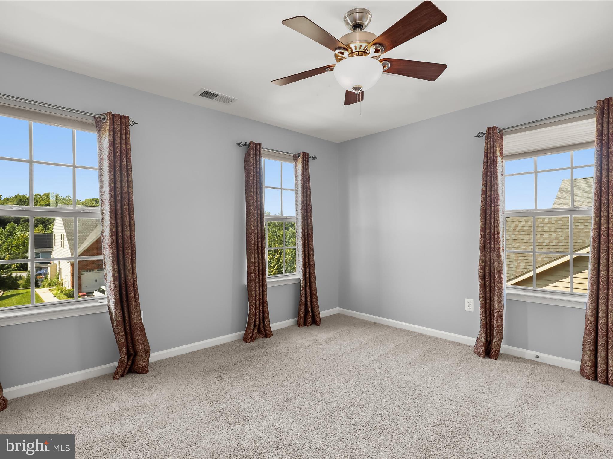 WINDLASS OVERLOOK - Residential Lease