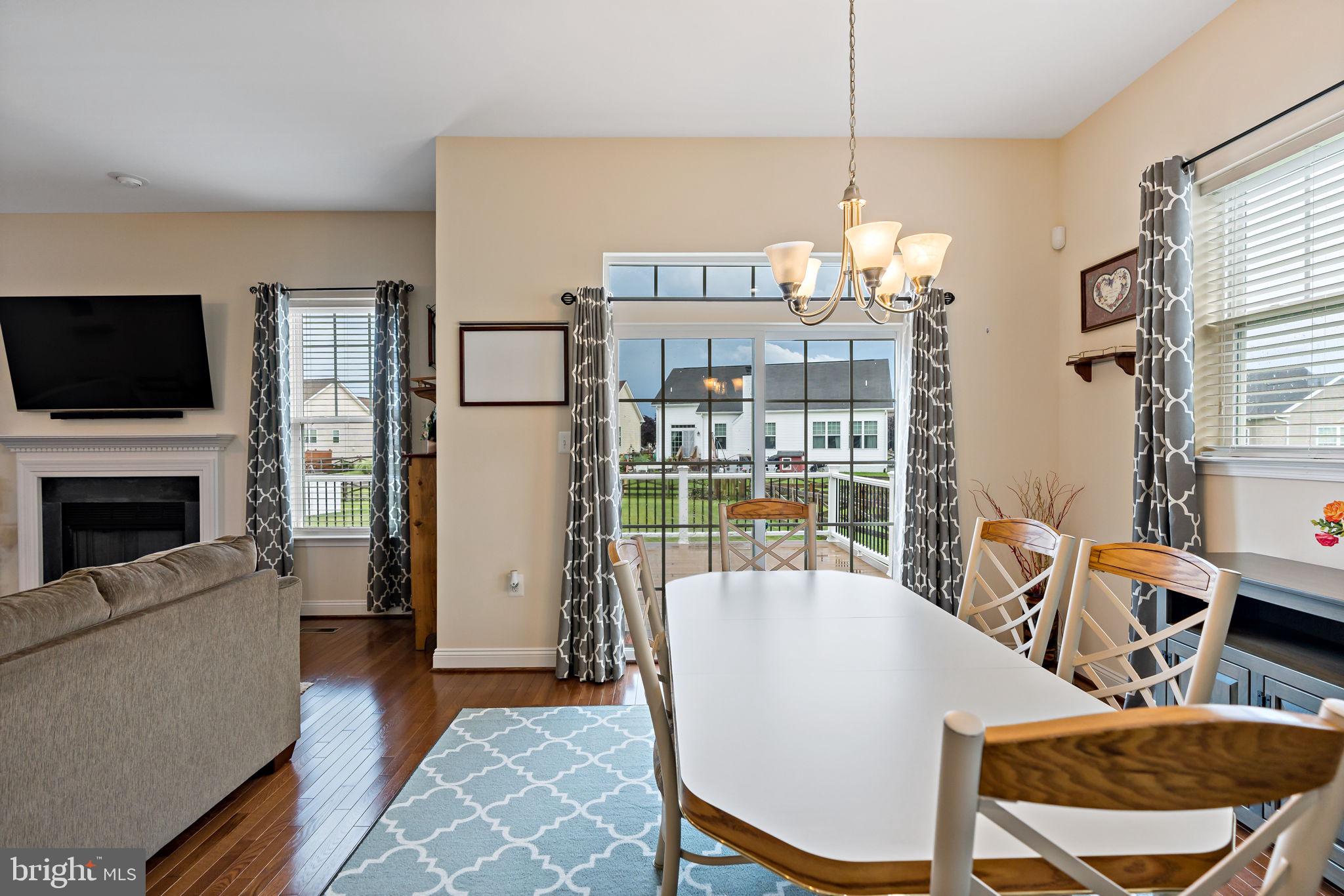 ARCADIA SPRINGS - Residential