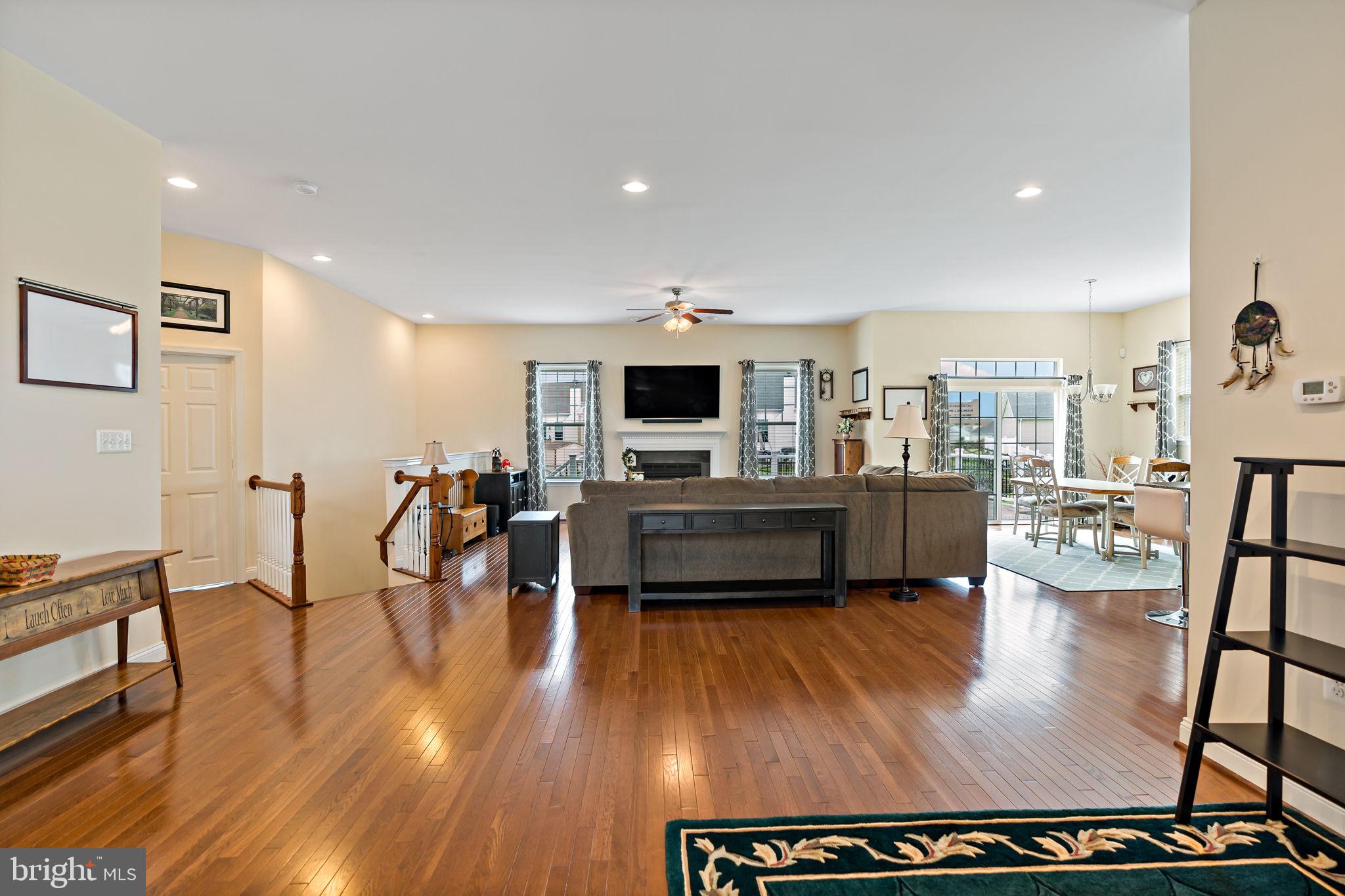 ARCADIA SPRINGS - Residential