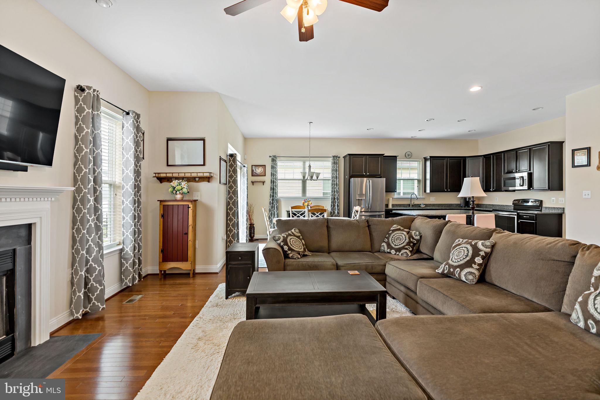 ARCADIA SPRINGS - Residential