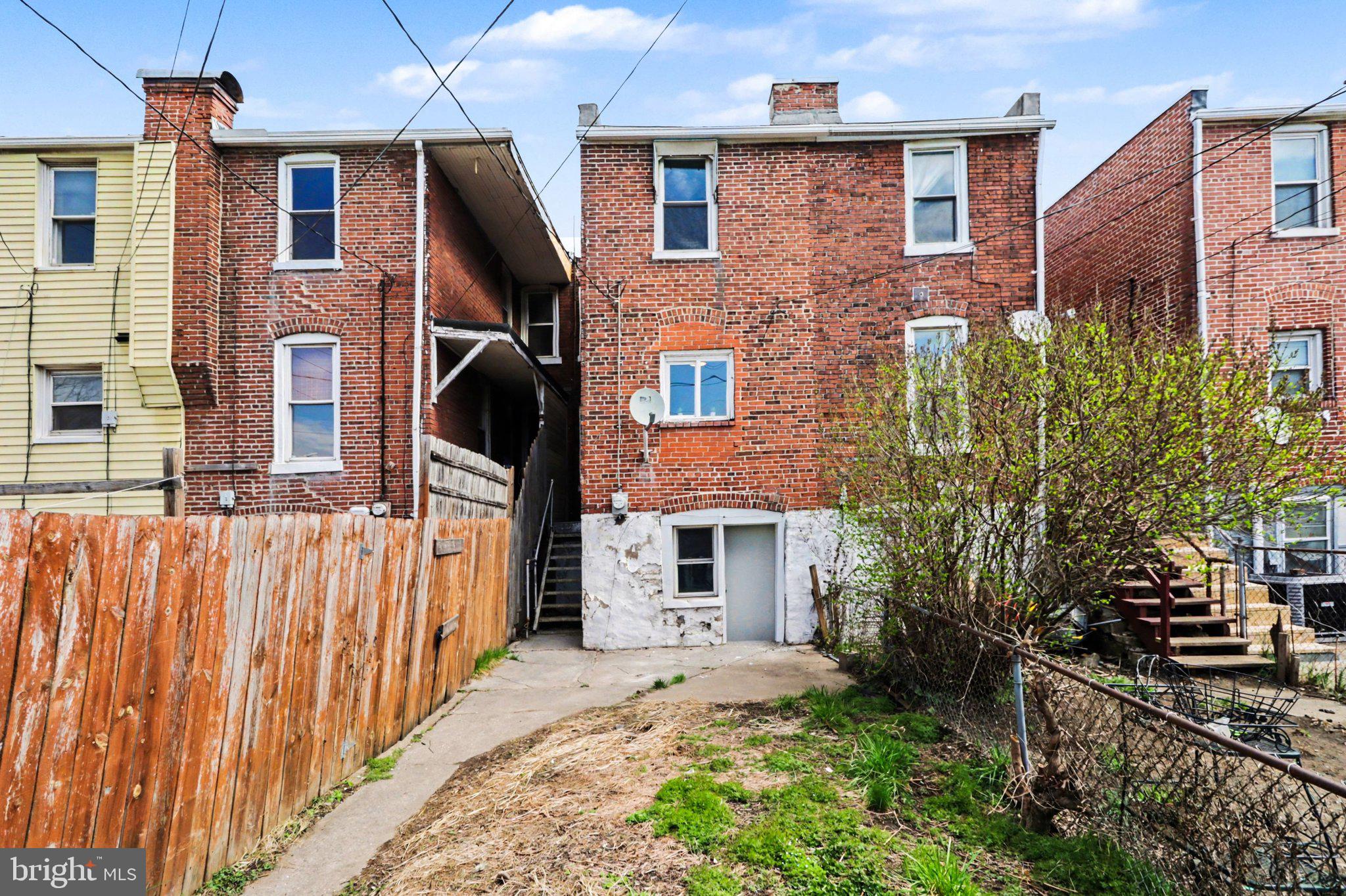 STEELTON BOROUGH - Residential