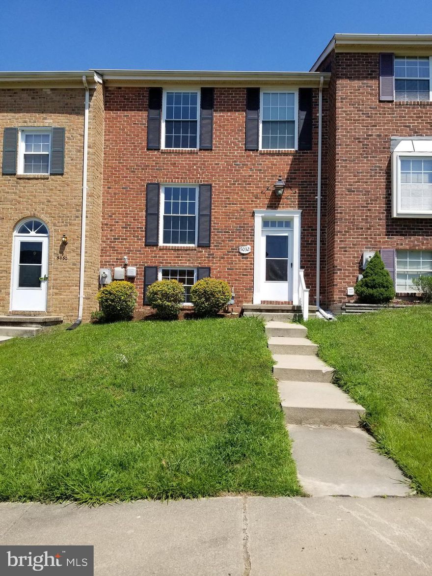 NEW NEW NEW....New open concept Kitchen with Granite Tops, Stainless Appliances. New Master shower. New Carpet (gray), Recent roof and many other updates. Available immediately.